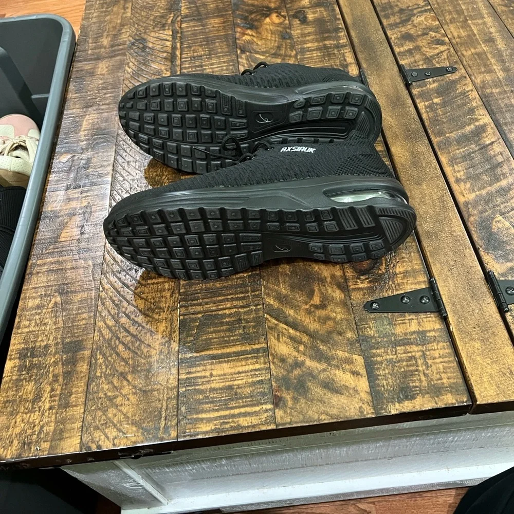Men's Black Athletic walking  Sneakers